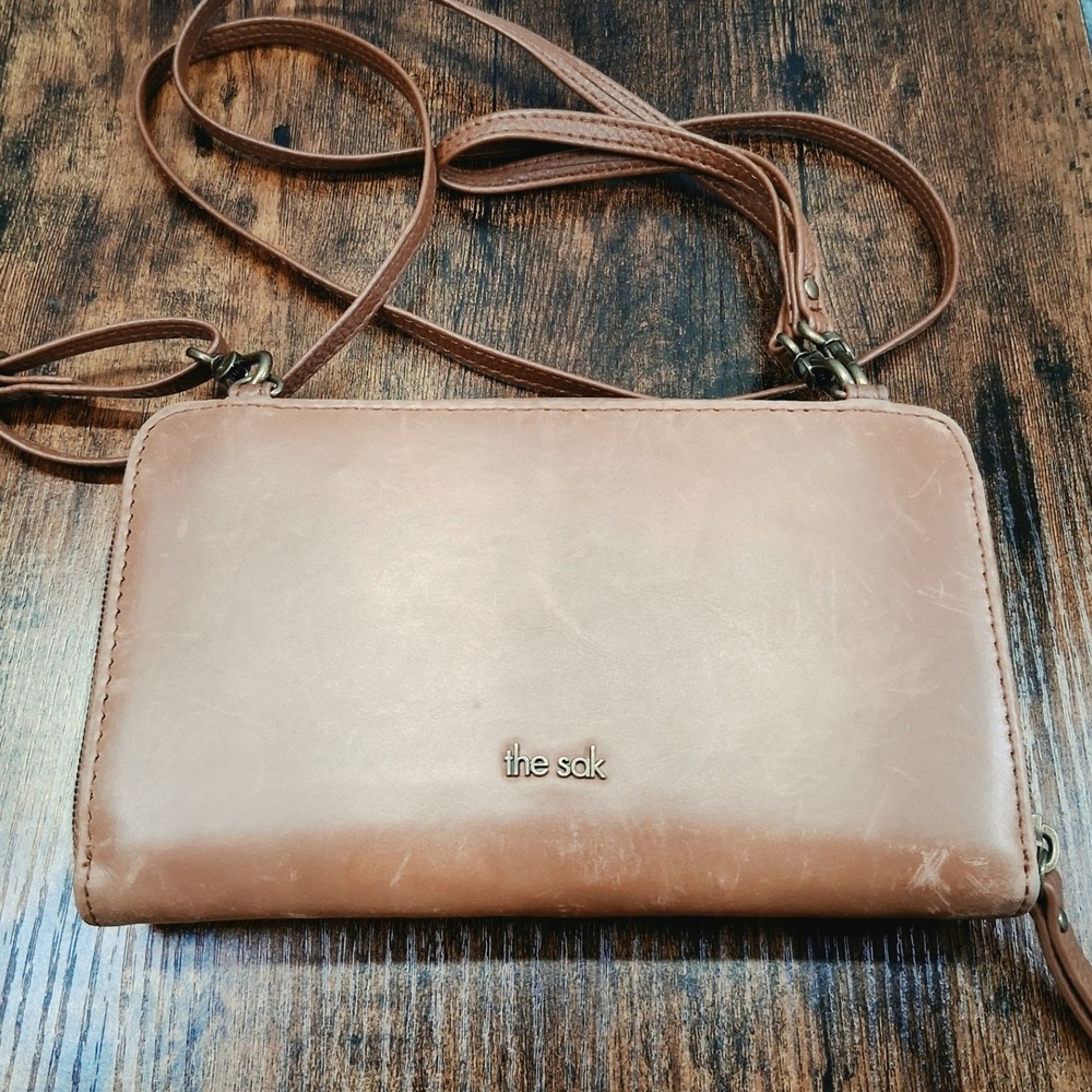 The Sak Leather Crossbody Wallet Bag Tan Embossed Floral Organizer Purse
